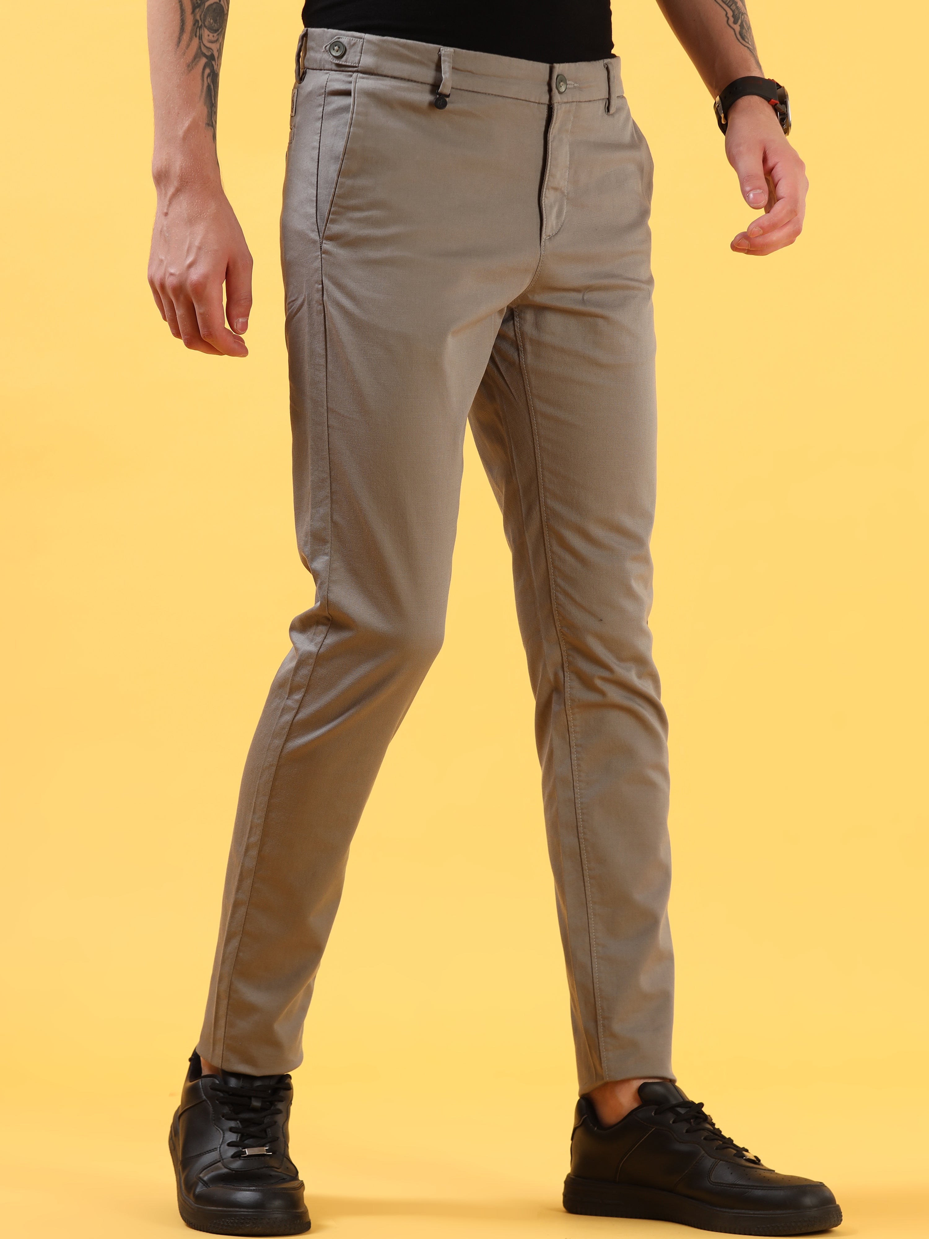 Minimalist Smoke: Sleek Grey Casual Trouser