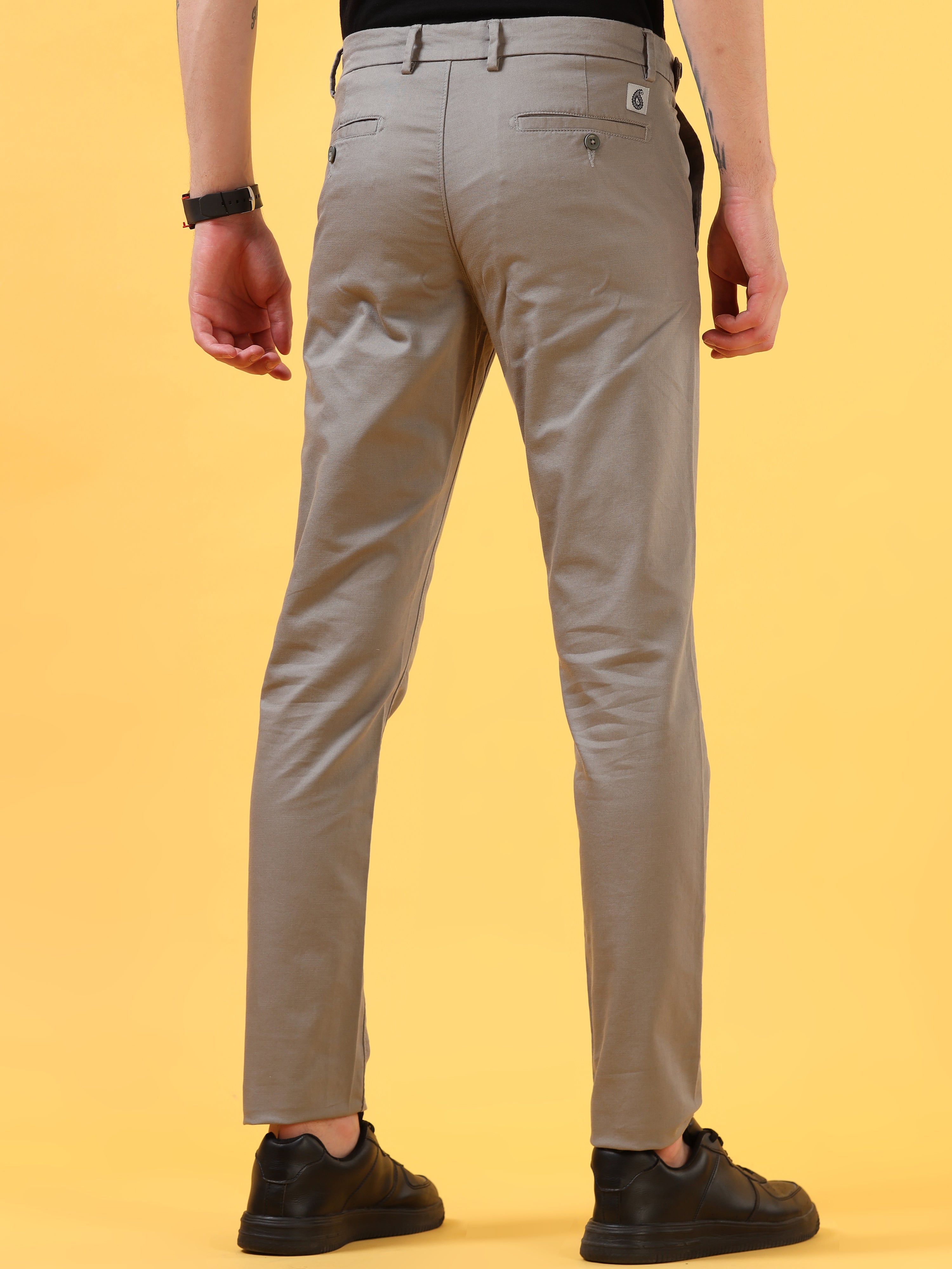 Minimalist Smoke: Sleek Grey Casual Trouser