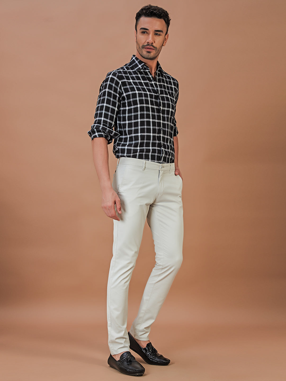 Wishful White : Tailor Fit Chinos